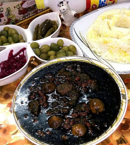 طرز تهیه قورمه سبزی جنوبی مجلسی